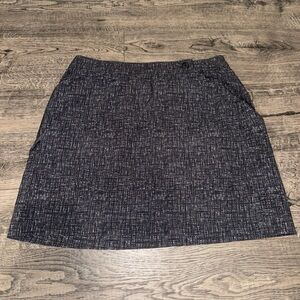 COLUMBIA PFG Women's Size 2 Skort Grey Amandale Omni Freeze Cooling Skirt Grey